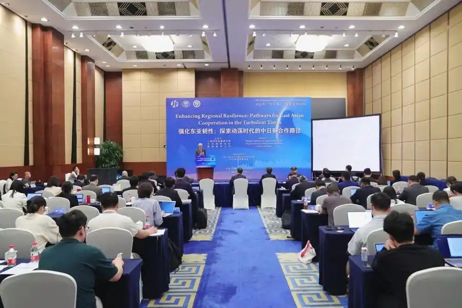 f9198618367adab4f8c2749eaf6a6d138601e42f