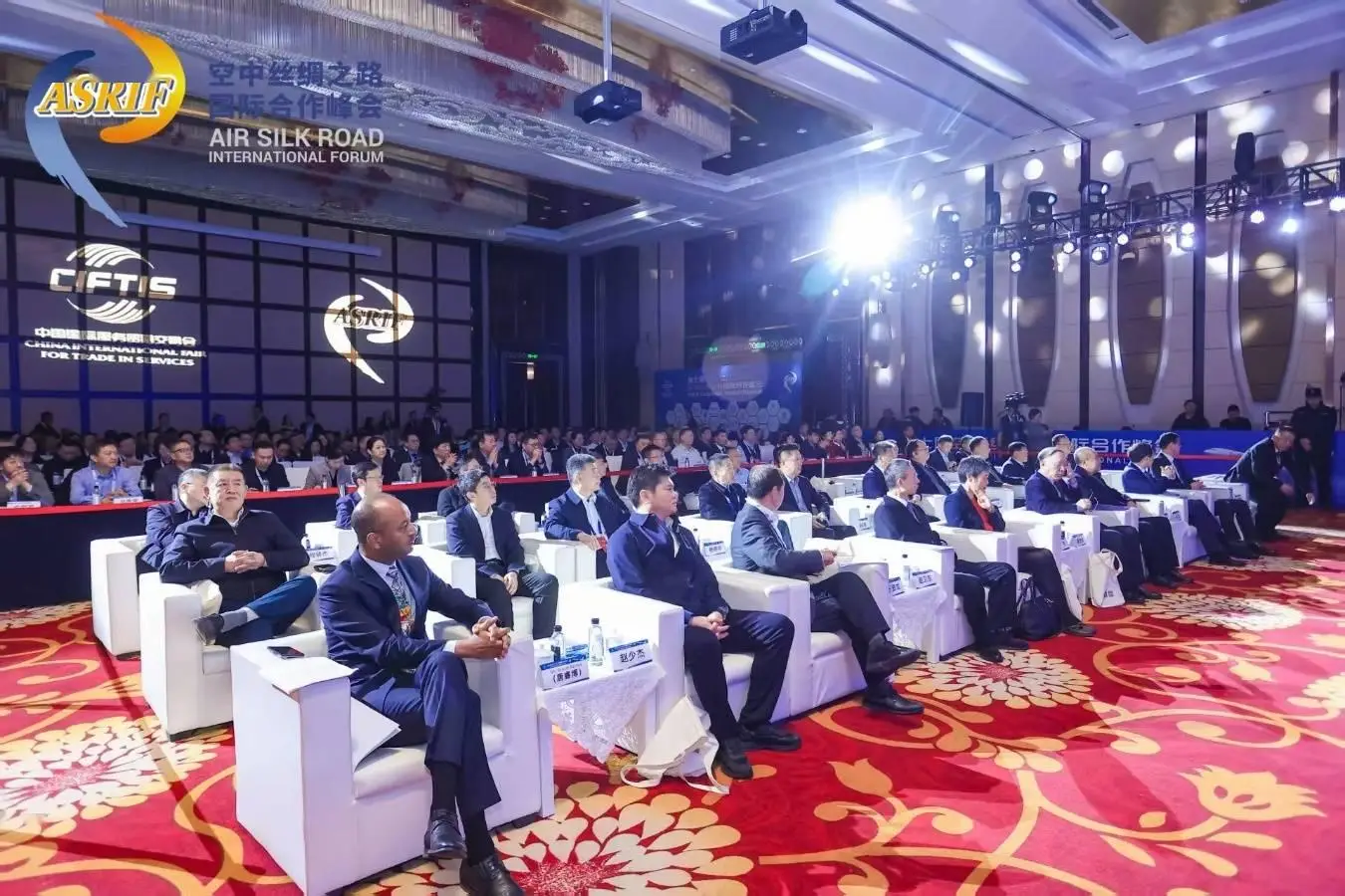 8ef10a36a9118f4cd179de467fac87a6